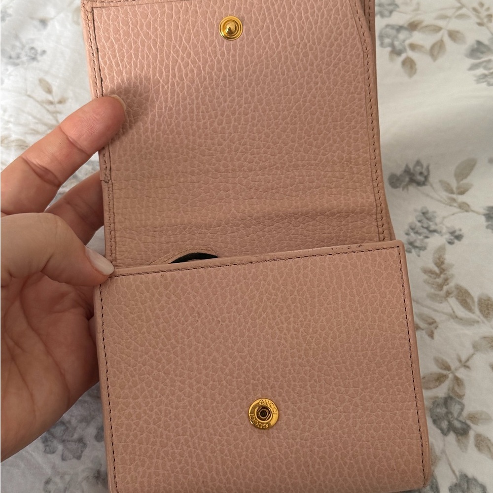 Authentic Gucci GG Marmont Blush Pink Leather Compact Wallet - Picture 9 of 17